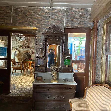 Pergamon Homestay